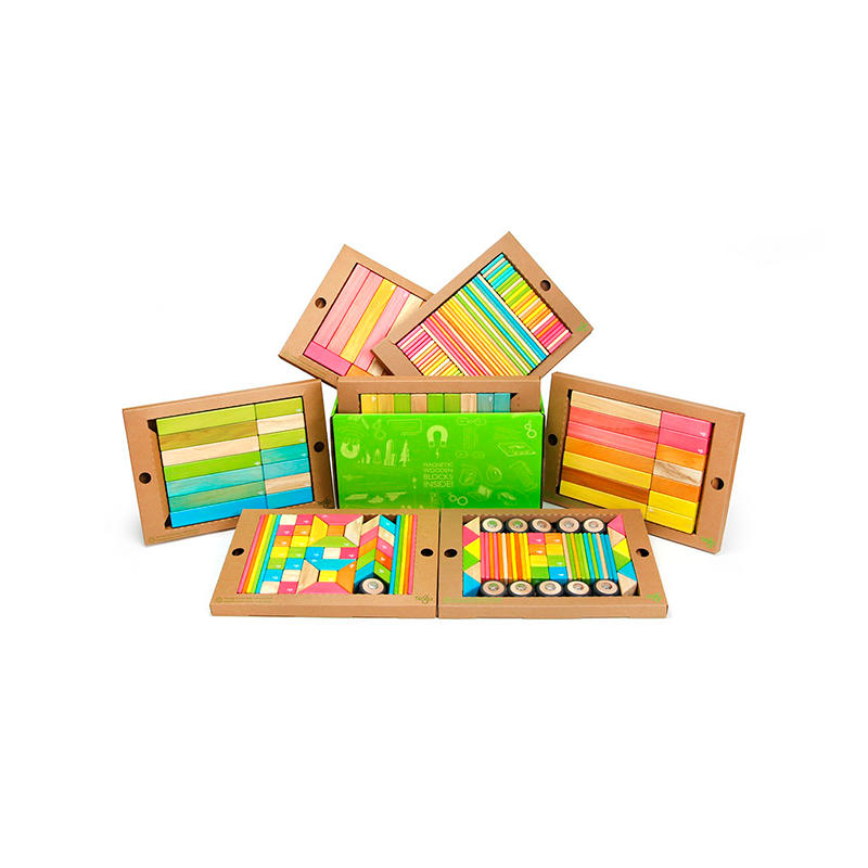 240-Piece Magnetic Wooden Blocks Kit