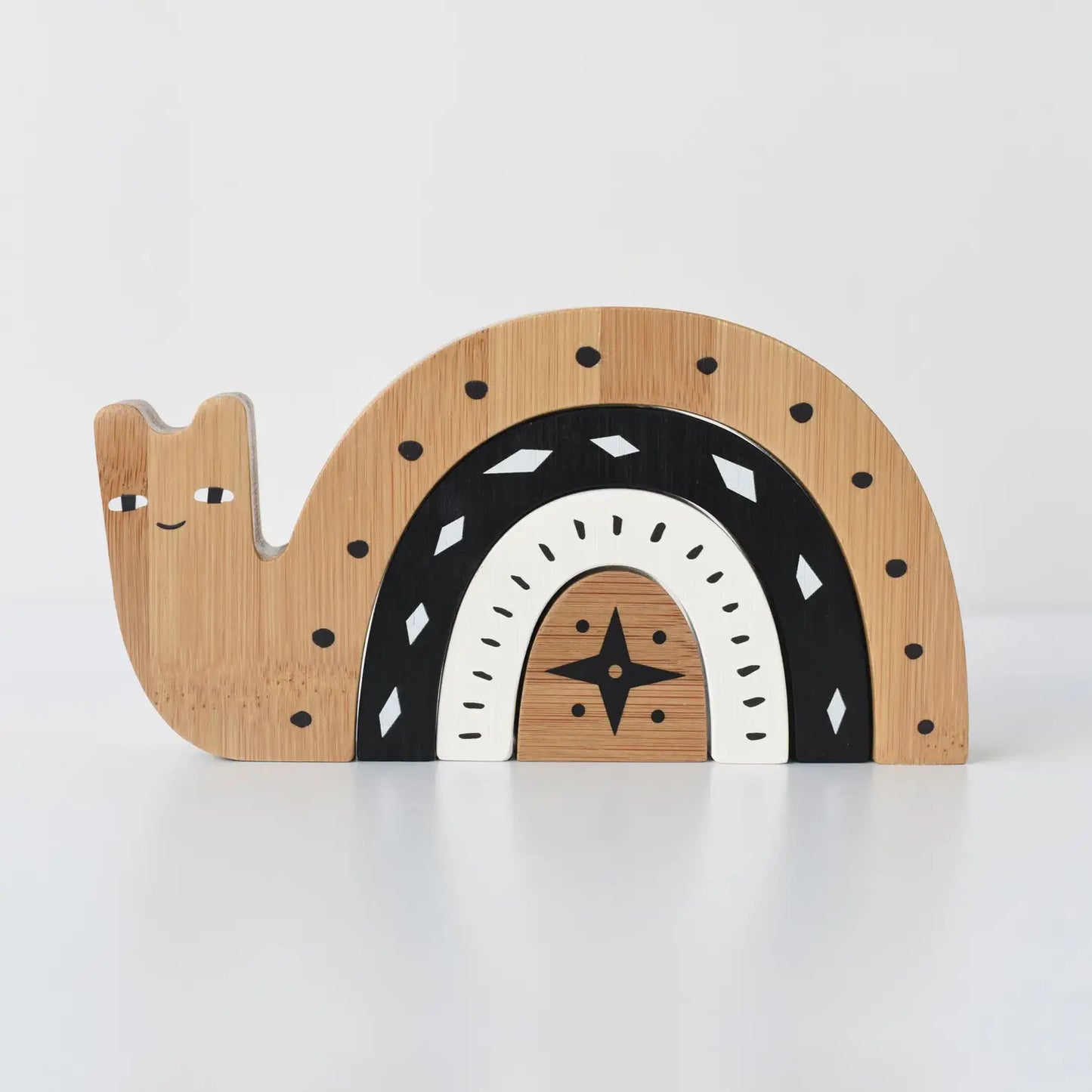 bamboo nesting snail