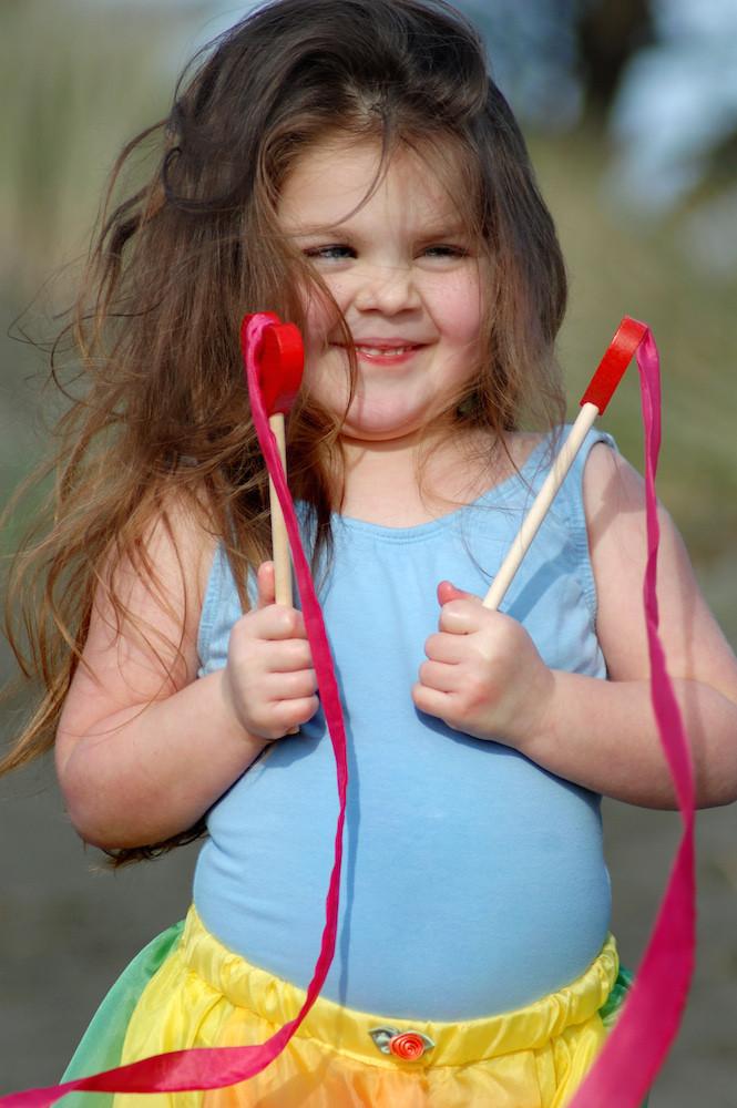 Mini Heart Silk Streamer