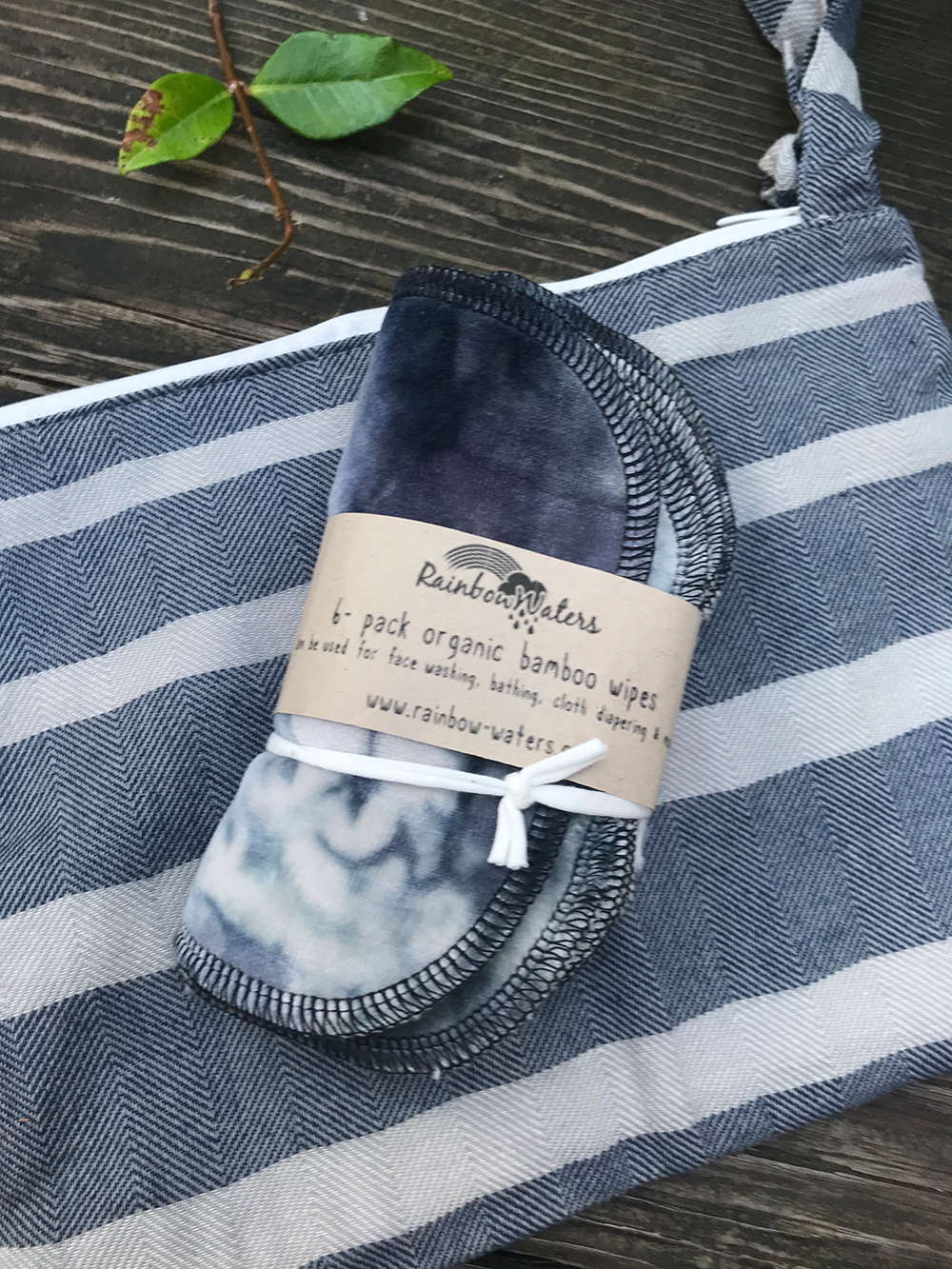 Clutch and bamboo wipes