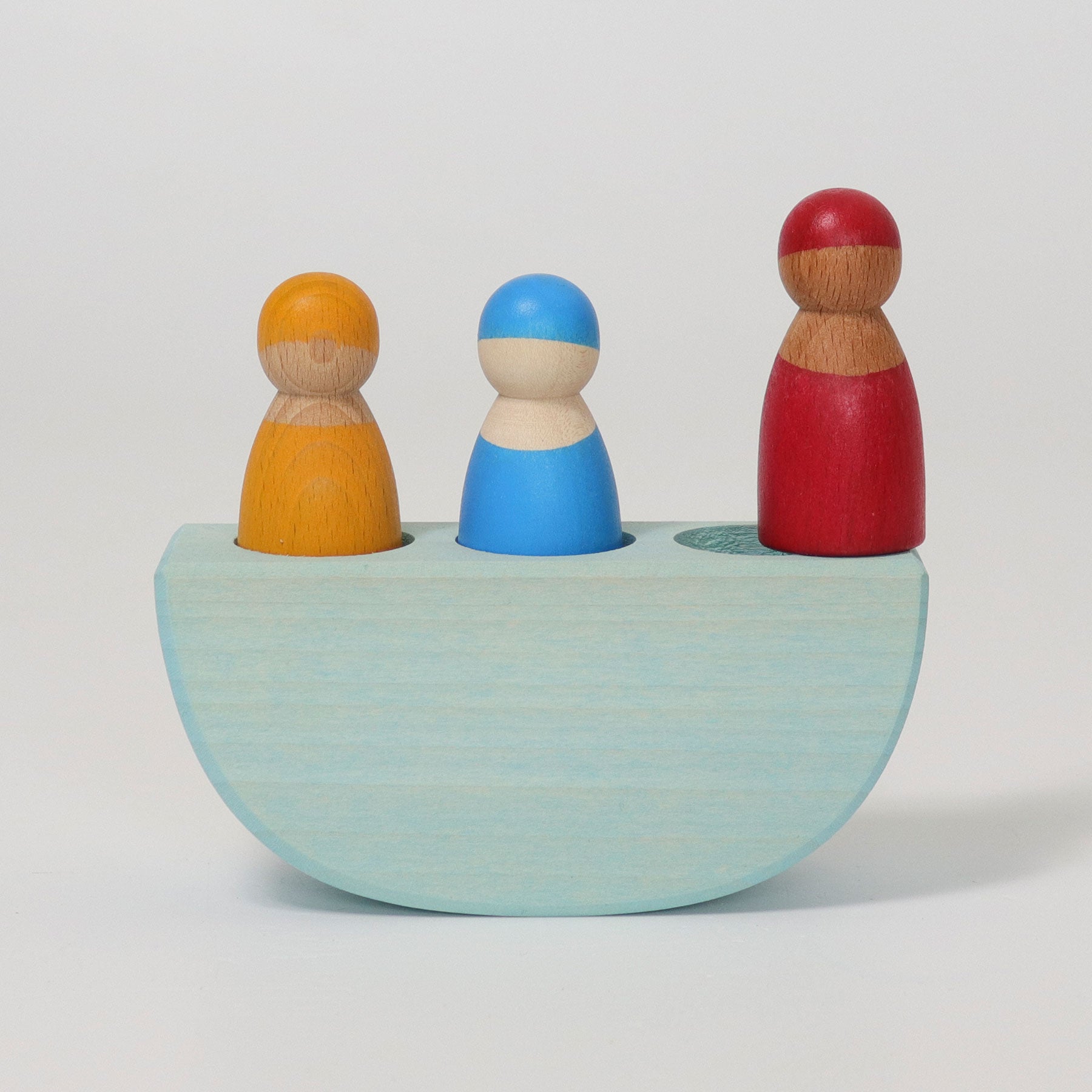 three in a boat primary colors