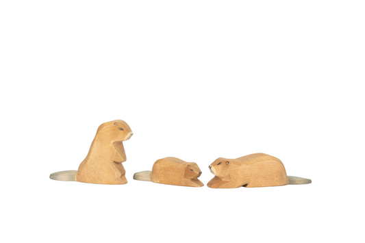 Three wooden beaver figures by Ostheimer