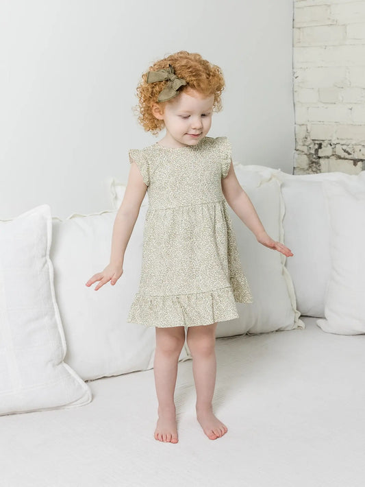 Child wearing Tilly Tiered Dress in Fern + Ivory