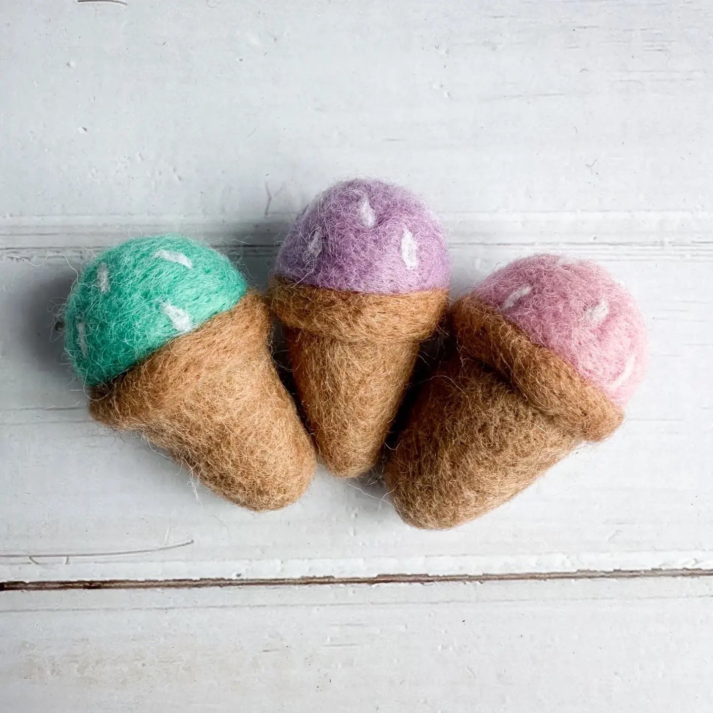 summer ice cream cones felt