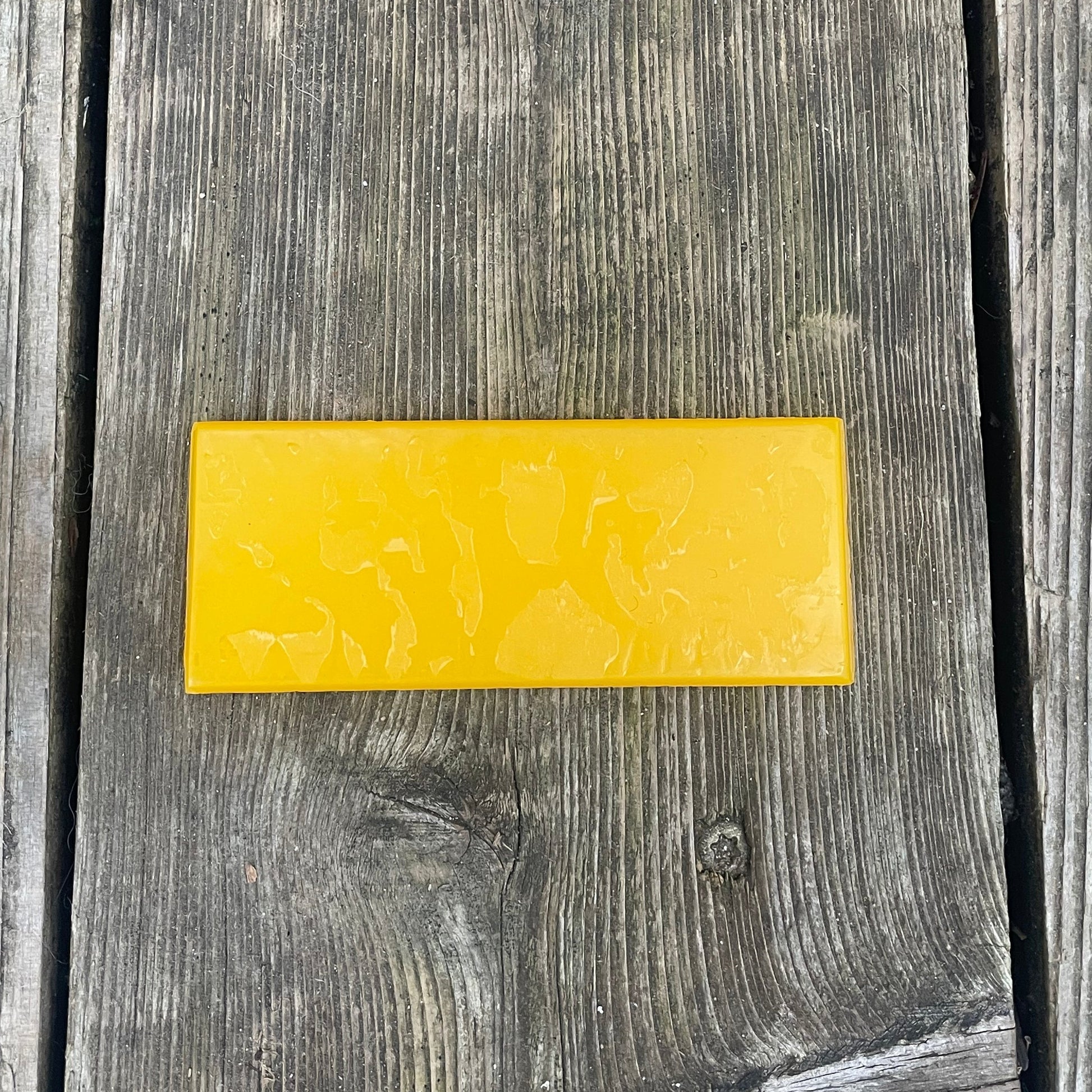 modeling wax in yellow