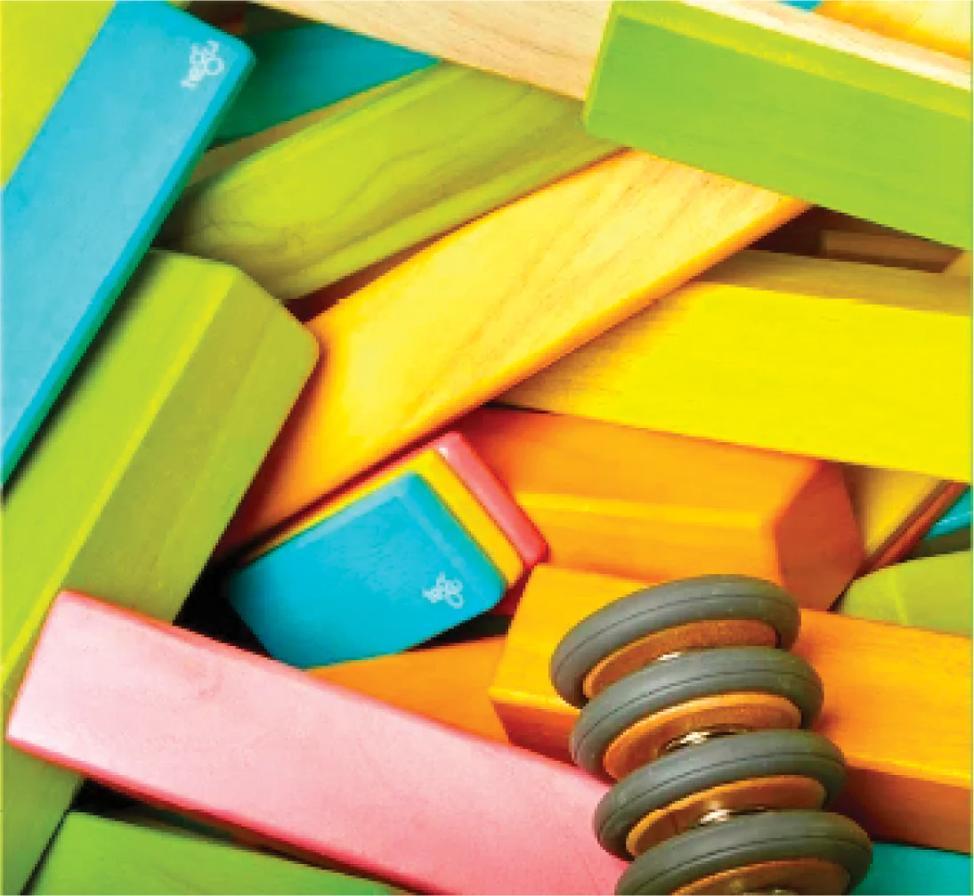 130-Piece Magnetic Wooden Blocks