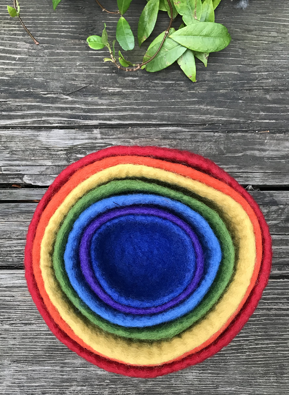 Rainbow Felt Bowls Set