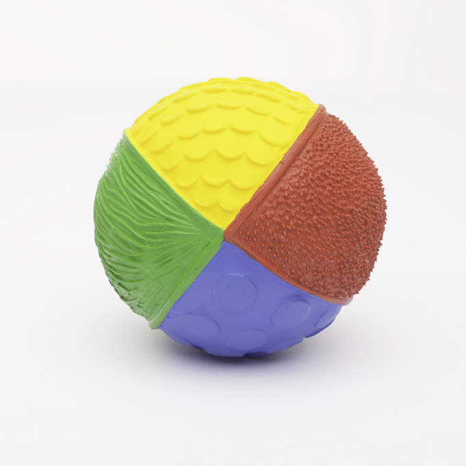 Color Wheel Natural Rubber Ball with Squeaker
