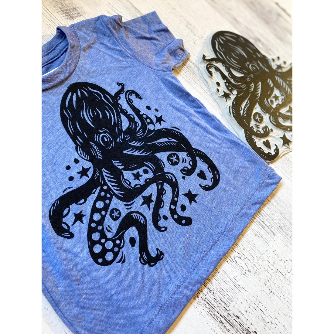 Block Print Octopus Tee in blue