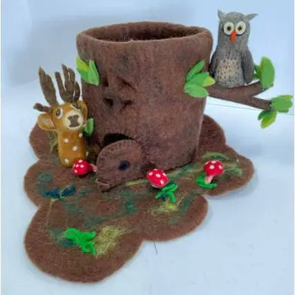 Felt forest play mat and play house