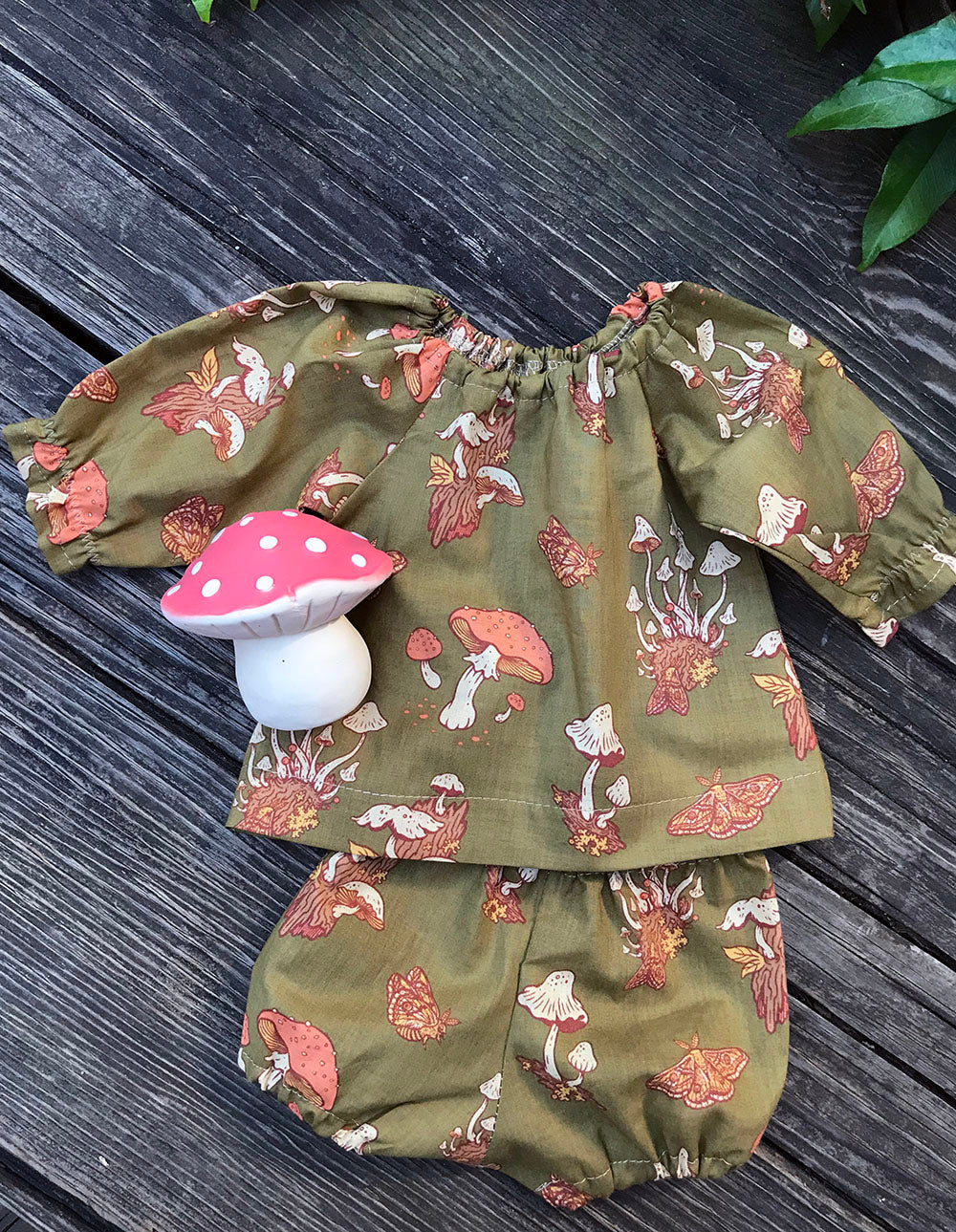 baby top and bloomers mushroom set