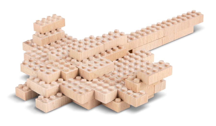 Stingray built of bamboo eco-bricks