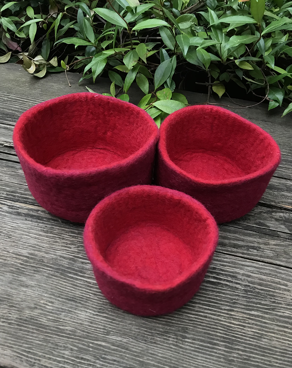 Red Wool Felt Bowl Set